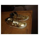 SZ 12 FLASHY SHOES