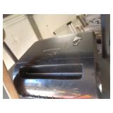 PAPER TOWEL DISPENSER / RW