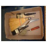 TOOLS & BRUSHES TOOLS & BRUSHES
