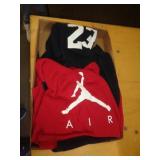 MICHAEL JORDAN HOODIE SZ L MICHAEL JORDAN HOODIE SZ L