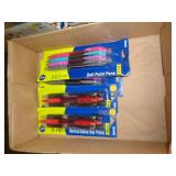 LOT OF PENS LOT OF PENS