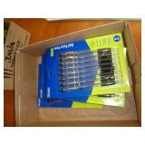 LOT OF PENS LOT OF PENS