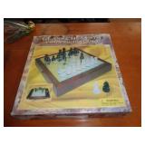 GLASS CHESS SET GLASS CHESS SET