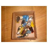 LOT OF VINTAGE CLICKERS LOT OF VINTAGE CLICKERS