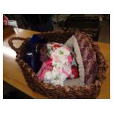 LOT OF PET ITEMS / UT LOT OF PET ITEMS / UT