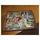 LOT OF SPORTS CARDS LOT OF SPORTS CARDS
