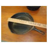 WAGNER CAST IRON SKILLET 11' WAGNER CAST IRON SKILLET 11'