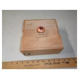 DECORATED WOOD CIGAR BOX DECORATED WOOD CIGAR BOX