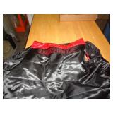U OF L VEST XXL WOMANS OR KIDS U OF L VEST XXL WOMANS OR KIDS