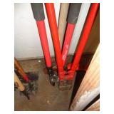 2 - BOLT CUTTERS & AXE 2 - BOLT CUTTERS & AXE