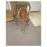 ANTIQUE SPINNING WHEEL BASE / W ANTIQUE SPINNING WHEEL BASE / W