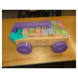 WINNIE THE POOH WOOD BLOCKS & CART / UT WINNIE THE POOH WOOD BLOCKS & CART / UT