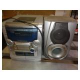 STEREO / ONE SPEAKER STEREO / ONE SPEAKER