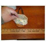 SMALL LONGABERGER BASKET SMALL LONGABERGER BASKET
