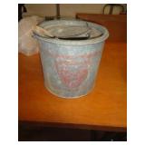 FALLS CITY MINNOW BUCKET / UT FALLS CITY MINNOW BUCKET / UT