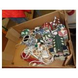 XMAS HOUSES / UT XMAS HOUSES / UT