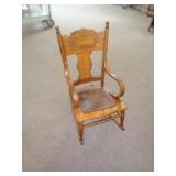 SMALL ROCKING CHAIR 33' T