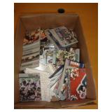 LOT OF SPORTS CARDS