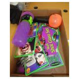 LOT OF HALLOWEEN ITEMS