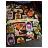 LOT OF SCRUB TOPS SZ XS