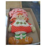 STRAWBERRY SHORTCAKE DOLL