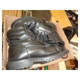 BOOTS SZ 9