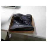 BOOTS SZ 7.5 WOMENS