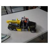 PLASTIC TOY TRUCK