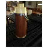 THERMOS