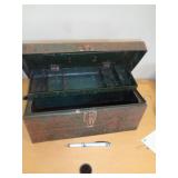 METAL TOOL BOX