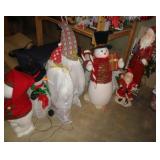 LOT OF STANDING XMAS FIGURES / BM LOT OF STANDING XMAS FIGURES / BM