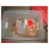 PARTIAL TOTE OF XMAS ITEMS / BM PARTIAL TOTE OF XMAS ITEMS / BM