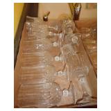 CRYSTAL GOBLETS & WATER GLASSES / K CRYSTAL GOBLETS & WATER GLASSES / K