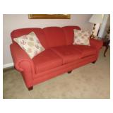 COUCH - 36' T X 35' W X 85' L / LR COUCH - 36' T X 35' W X 85' L / LR