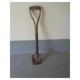 VERY OLD SHOVEL / G