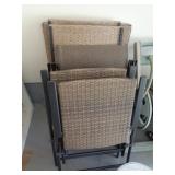 2 LAWN CHAIRS / 2 LOUNGERS / 1 TABLE / G 2 LAWN CHAIRS / 2 LOUNGERS / 1 TABLE / G