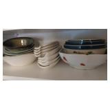 18 PIECES MIXED STONEWARE / K