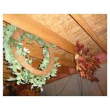 2 - HANGING  WREATHS / BM