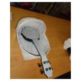 BABY BANJO W BASINET