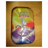 POKEMON TIN W CARDS