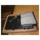 ELECTRONICS - RADIO / DVD PLAYER