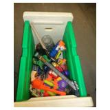 TOY BOX W TOYS / UT