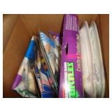 BOX LOT - PARTY ITEMS / RK