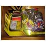 POKEMON TIN W CARDS