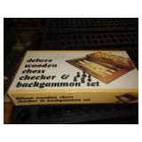 CHESS SET
