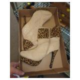BOOTS SZ 10