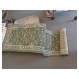 CARPET RUNNER