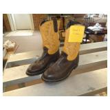 DOUBLE H BOOTS SZ 9 MED