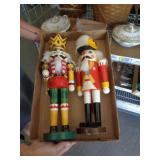 2 - NUTCRACKER FIGURES / RK