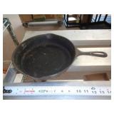 10 1/2 INCH CAST IRON SKILLET